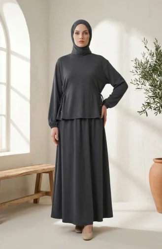 Ensemble Hijab Deux Pièces Oysho En Tissu Anthracite Composé D`un Chemisier Et D`une Jupe à Lacets Référence 5660-03 5660-03