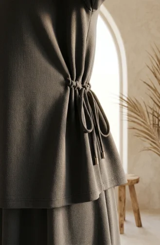 Ensemble Hijab Deux Pièces Oysho En Tissu Anthracite Composé D`un Chemisier Et D`une Jupe à Lacets Référence 5660-03 5660-03