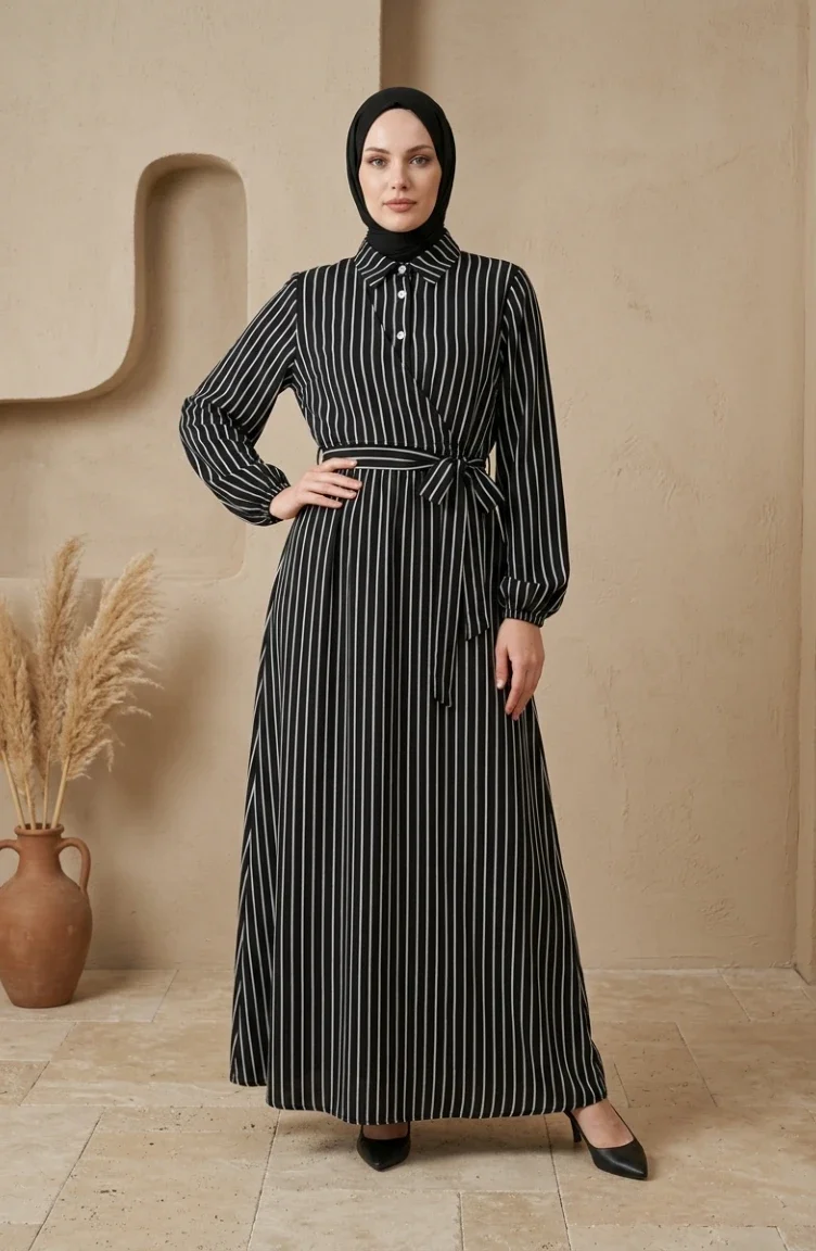 Robe Rayée Noire à Demi-boutons Et Taille élastiquée 0320-07 0320-07