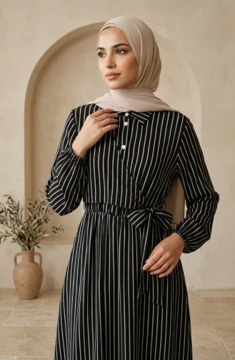 Robe Rayée Noire à Demi-boutons Et Taille élastiquée 0320-07 0320-07