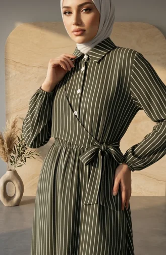 Robe Rayée Kaki à Demi-boutonnage Et Taille élastiquée 0320-04 0320-04
