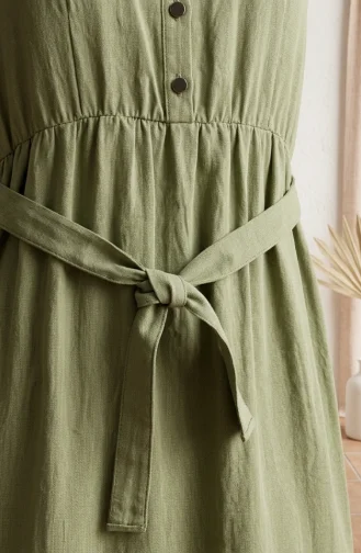 Kleid Mit Stehkragen Halber Knopfleiste Und Gürtel 0302-12 Khaki 0302-12