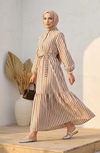 Robe Hijab Rayée En Lin Avec Taille élastique Et Ceinture 0323-03 Marron 0323-03