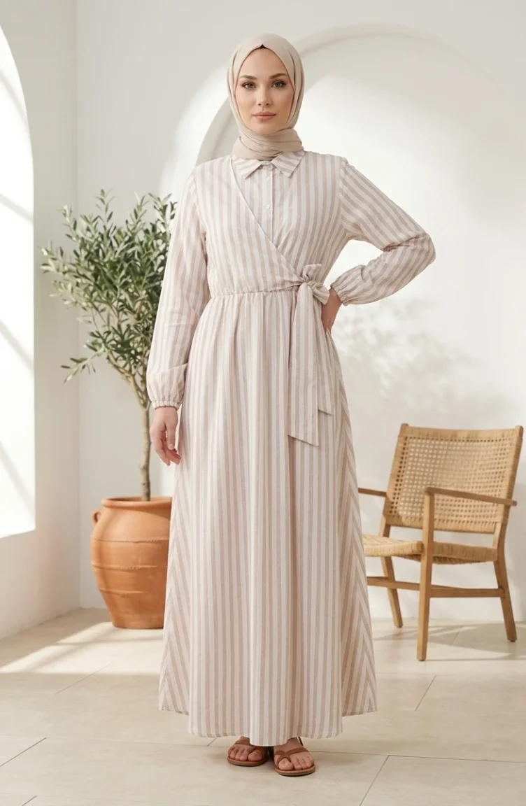 Robe Hijab En Lin Rayé Beige à Taille élastique Et Liens Sur Le Côté 0322-01 0322-01