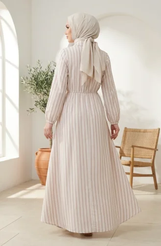 Robe Hijab En Lin Rayé Beige à Taille élastique Et Liens Sur Le Côté 0322-01 0322-01