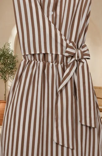 Robe Hijab En Lin Rayé à Taille élastique Et Liens Latéraux 0322-03 Marron 0322-03