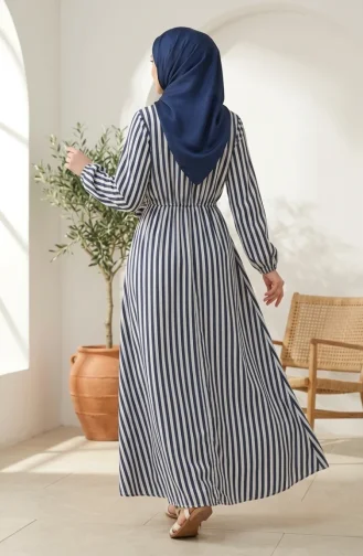 Gestreiftes Leinenkleid Mit Elastischem Bund Und Seitlichen Bindebändern Hijab-Stil 0322-04 Hellmarineblau 0322-04