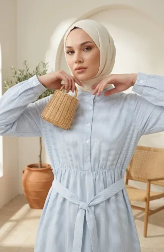 Gestreiftes Leinen-Hijab-Kleid Mit Geraffter Taille 0324-01 Eisblau 0324-01