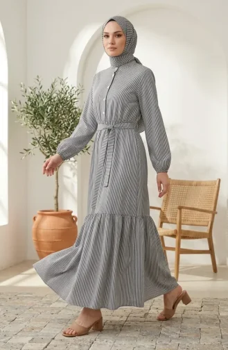 Robe Hijab En Lin Rayé Avec Taille Froncée 0324-04 Noir 0324-04