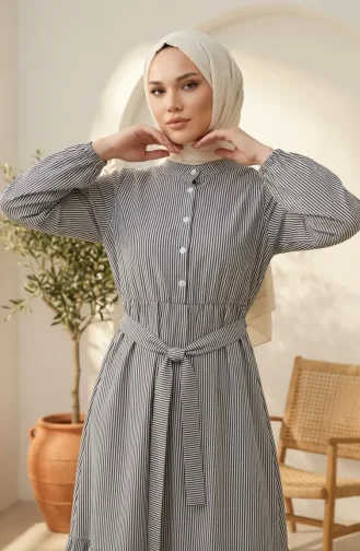 Robe Hijab En Lin Rayé Avec Taille Froncée 0324-04 Noir 0324-04
