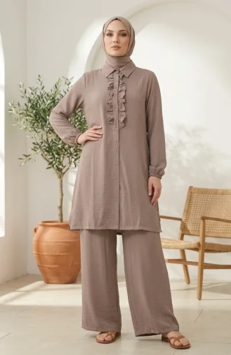 Ensemble Hijab Deux Pièces Composé D`une Tunique à Col Volanté Et D`un Pantalon Référence 2278-02 Vison 2278-02