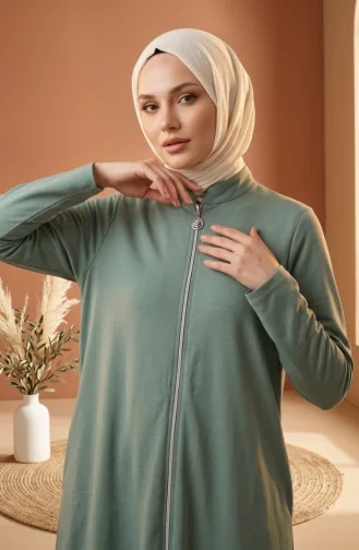 عباية رياضية بخيطين 5027-06 لون أخضر فاتح 5027-06