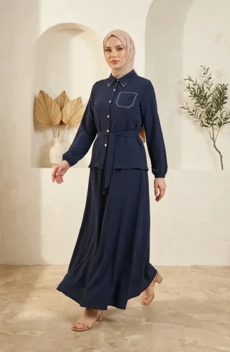طقم حجاب من قطعتين مزين بأزرار وتفاصيل حجرية، لون كحلي، رقم الموديل 0329-04 0329-04