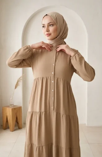 Robe Hijab à Boutons Et à Plusieurs épaisseurs En Tissu Aerobin 4124-08 Beige 4124-08