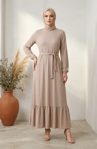 Robe Hijab Ceinturée à Détails Froncés 5589-04 Beige 5589-04