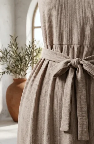 Robe Hijab Ceinturée à Détails Froncés 5589-04 Beige 5589-04