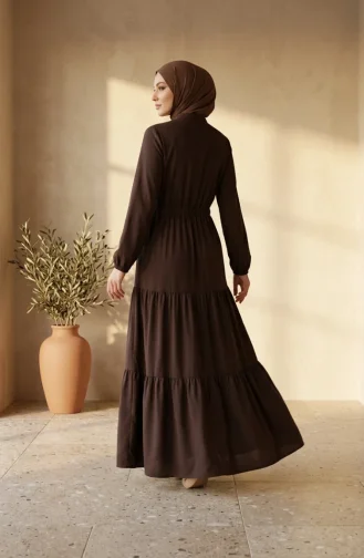 Robe Hijab à Col Mandarin Et Boutons Superposés 0336-01 Marron Foncé 0336-01