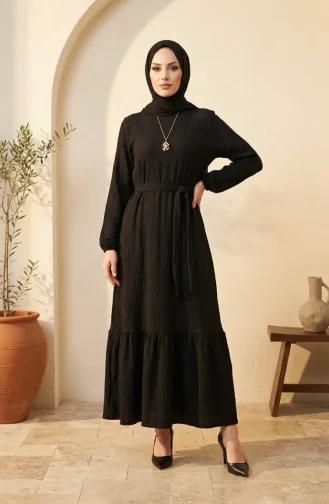 Robe Hijab En Tissu à Bulles Avec Collier Et Ceinture 0575-01 Noir 0575-01