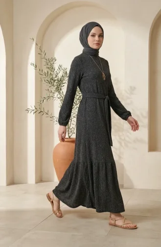 Robe Hijab En Tissu à Bulles Avec Détail De Collier Et Ceinture 0575-02 Anthracite 0575-02