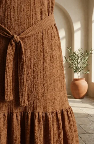 Robe Hijab En Tissu à Bulles Avec Collier Et Ceinture 0575-08 Beige 0575-08