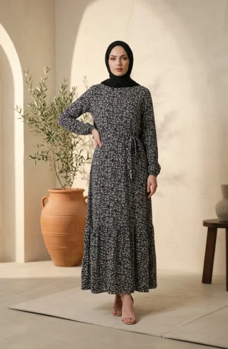 فستان حجاب بحزام من قماش الكريب بنقشة زهور، رقم الموديل 0580-04، لون أسود إيكرو 0580-04