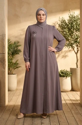 عباية بمقاسات كبيرة بتفاصيل مضلعة 6373-03 لون المنك 6373-03
