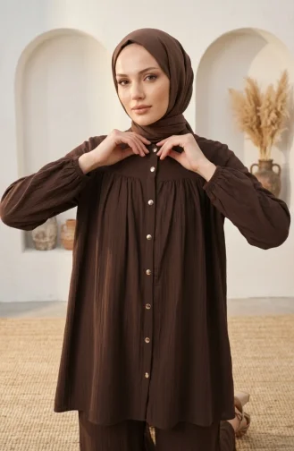 طقم حجاب من قطعتين بياقة صينية وأزرار أمامية، 2295-03 بني 2295-03