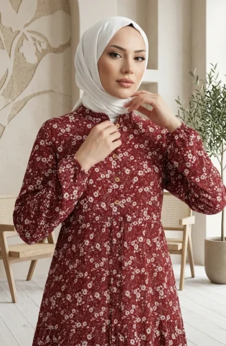 فستان حجاب منقوش بنصف أزرار من قماش الفسكوز 2296-01 لون عنابي 2296-01