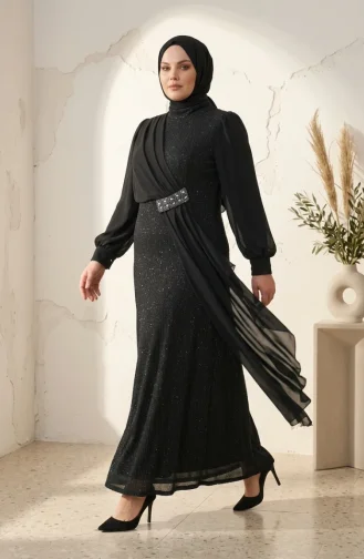 فستان سهرة أسود مزين بتفاصيل لامعة من الشيفون بمقاسات كبيرة، رقم الموديل 6282-04 6282-04