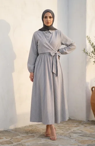 Robe Hijab Rayée à Boutons Et Liens Latéraux 0349-01 Noire 0349-01