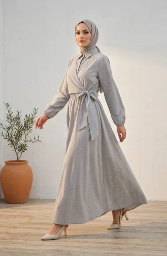 Robe Hijab Rayée à Boutons Et Liens Latéraux 0349-01 Noire 0349-01