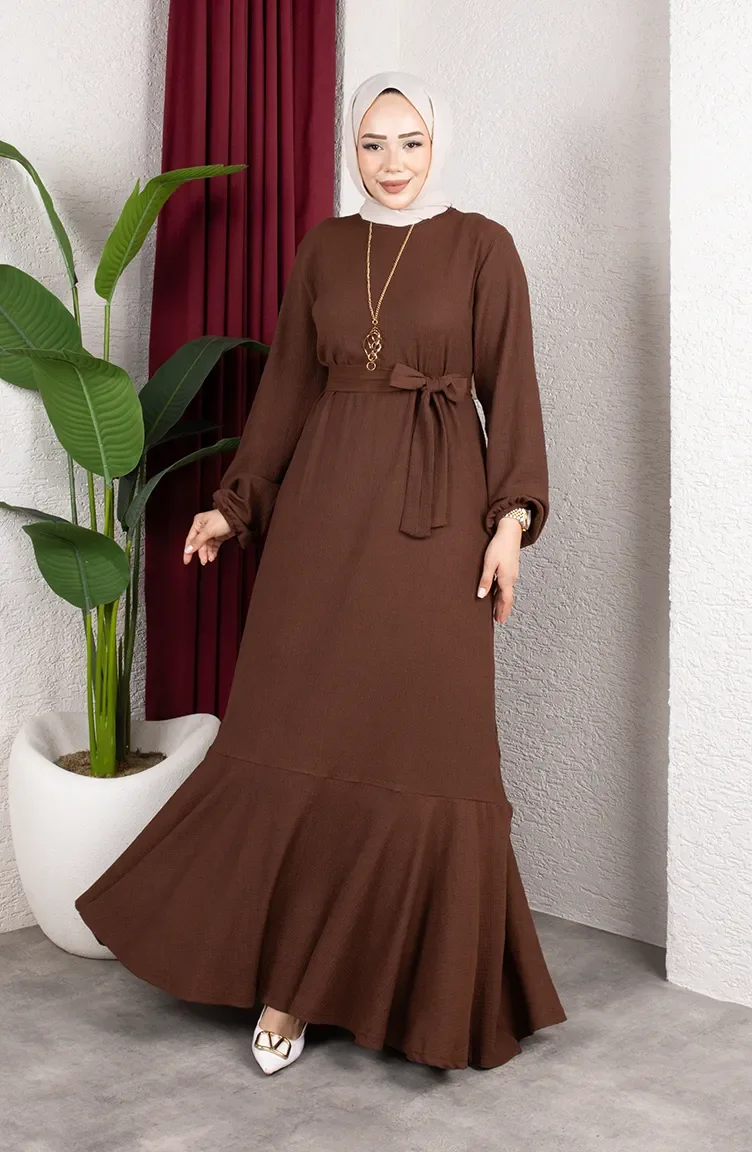 Hijab-Kleid Aus Kreppstoff Mit Elastischen Ärmeln Und Gürtel 0911-01 Braun 0911-01