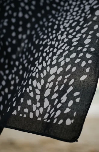 Patterned Soft Scarf 70387-01 Black 70387-01