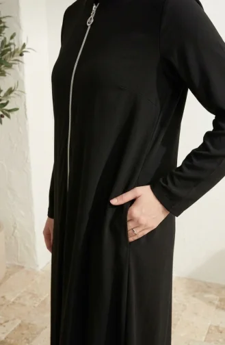 عباية رياضية بجيبين بخيطين 4027-01 أسود 4027-01