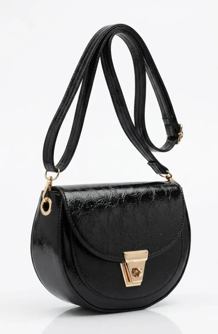 Elegante Schultertasche Aus Kunstleder Mit Schlossdetail 4007-01 Schwarz 4007-01