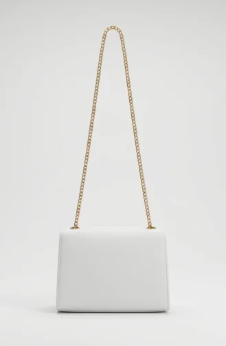 Chain Strap Textured Shoulder Bag 4050-01 White 4050-01
