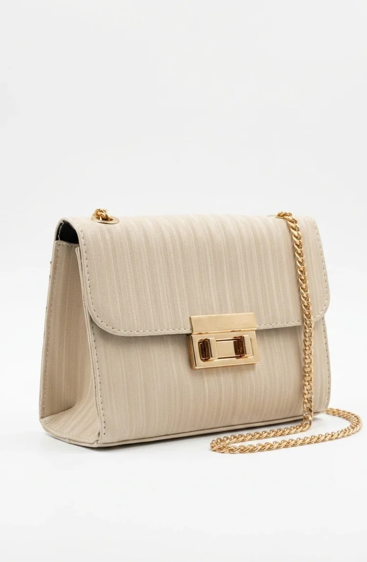 Chain Strap Textured Shoulder Bag 4050-04 Beige 4050-04