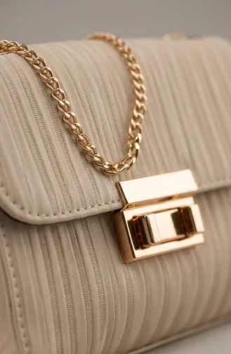 Chain Strap Textured Shoulder Bag 4050-04 Beige 4050-04