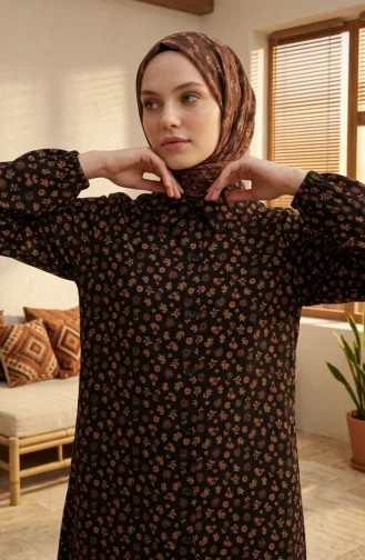 Tunique Longue Boutonnée à Motif Floral 0356-07 Noire 0356-07