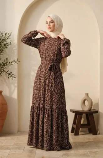 Robe Hijab Ceinturée En Crêpe à Motif Floral 0580-03 Marron Vison 0580-03