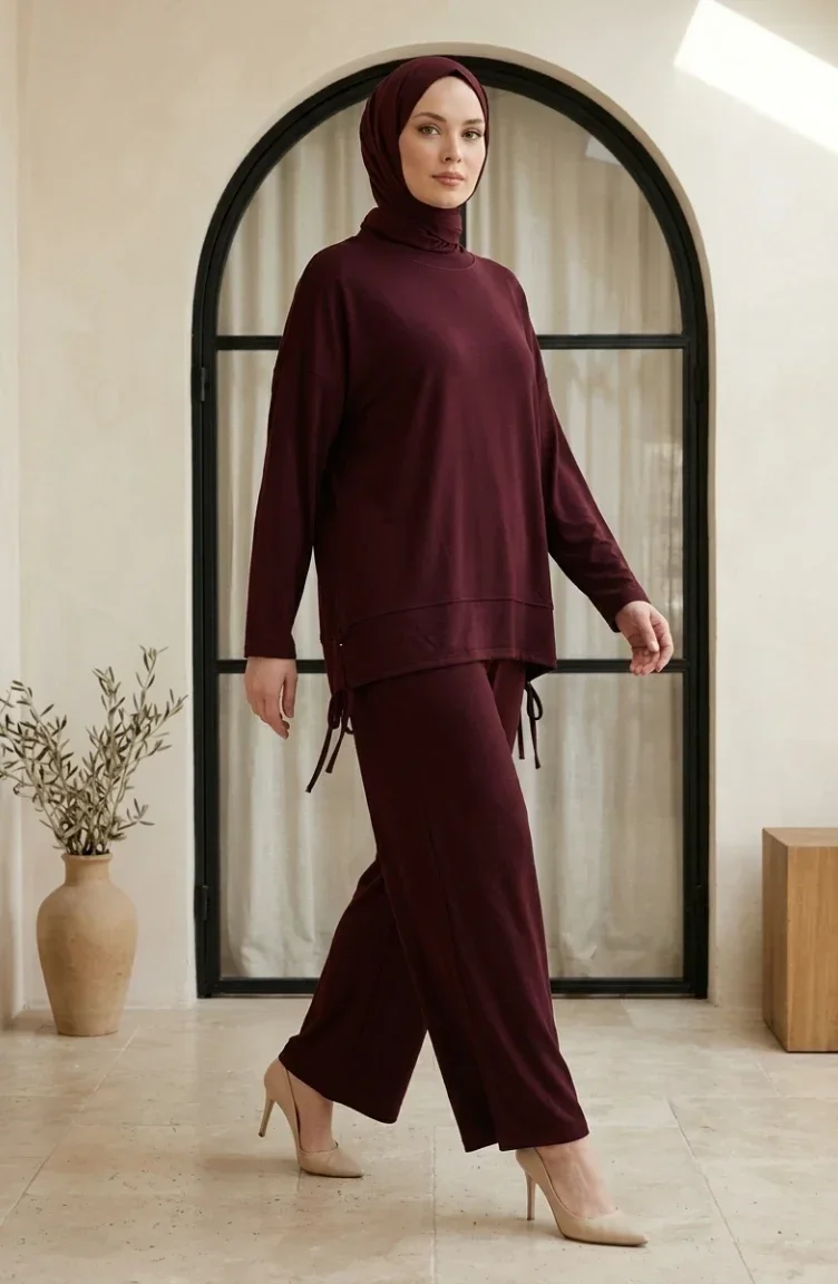 Oysho Fabric Relaxed Fit Tuniek En Broek Tweedelige Hijab Set 2321-05 Bordeauxrood 2321-05