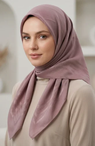 وشاح بني مائل للرمادي 70409-10