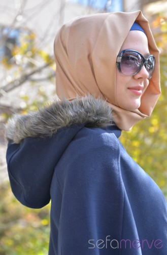Kapşonlu Panço 09