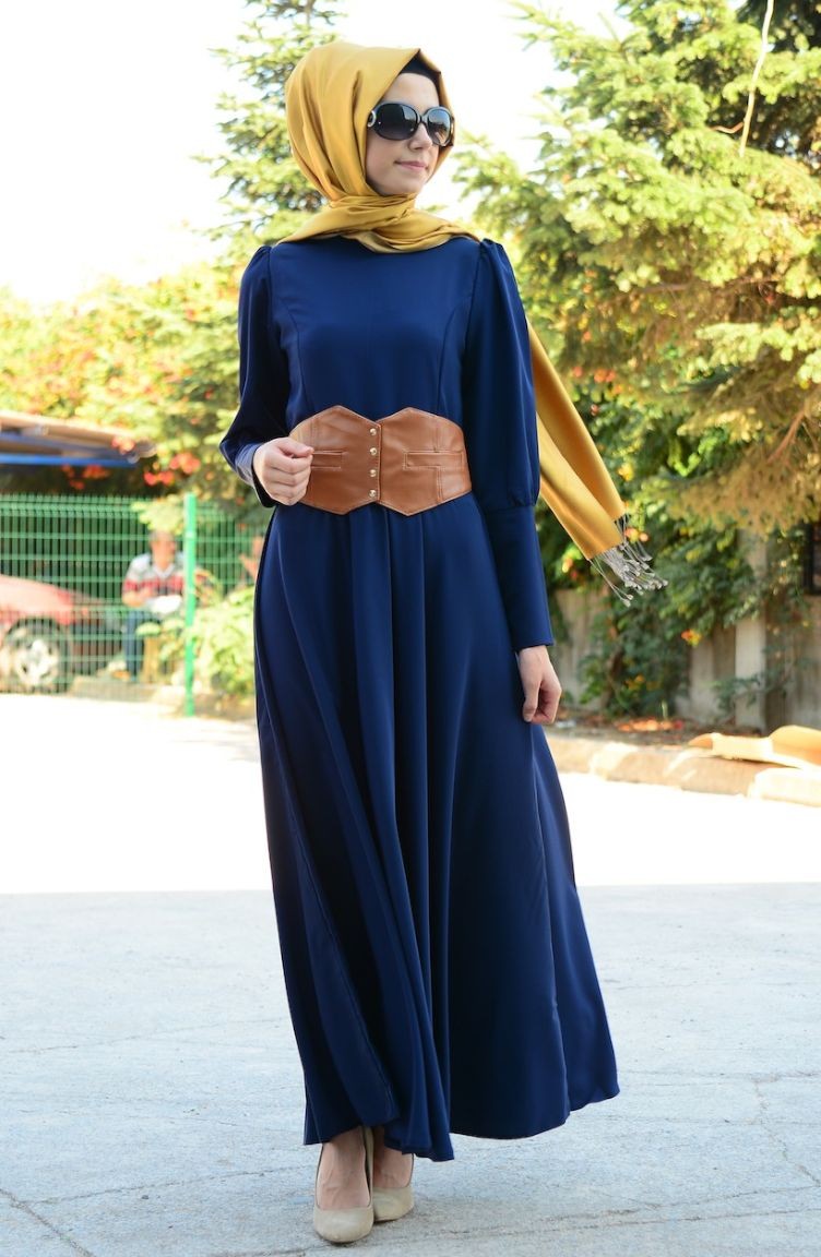 what color hijab goes with navy blue dress Matching Butter Modal Hijab Set
