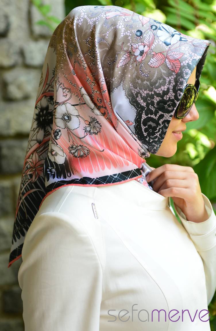 Hüma Eşarp 03