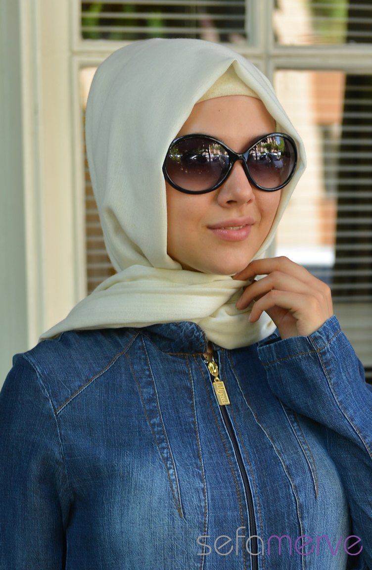 Paisley Dark Blue Dress- hijab styles