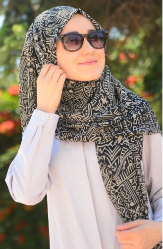 Cream Shawl 08